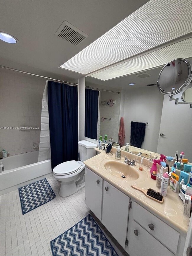 Building Photo - 500 SW 130th Terrace