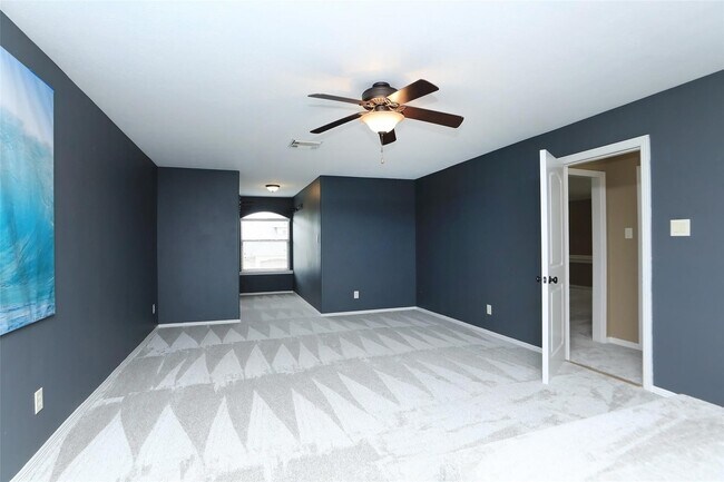 Building Photo - 13810 Nathan Ridge Ln