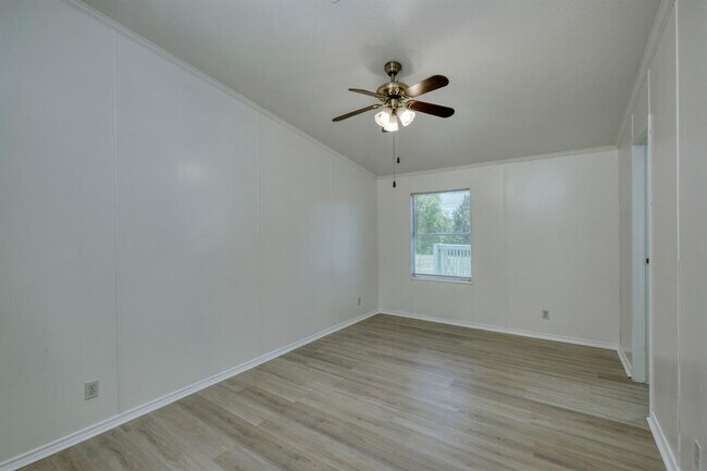 Building Photo - 132 Co Rd 247