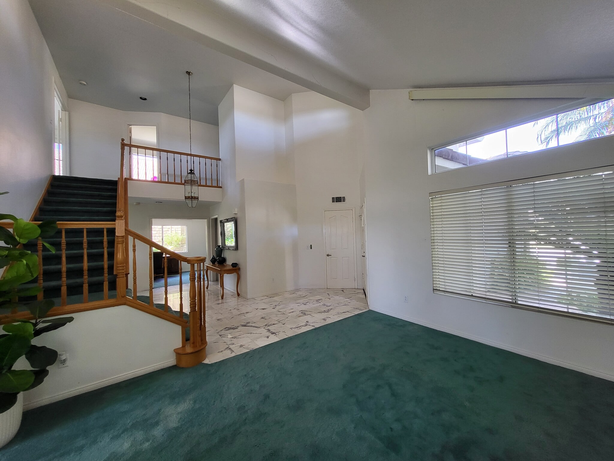 Building Photo - 21714 Agajanian Ln