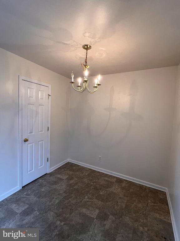 Building Photo - 222 Pony Cir