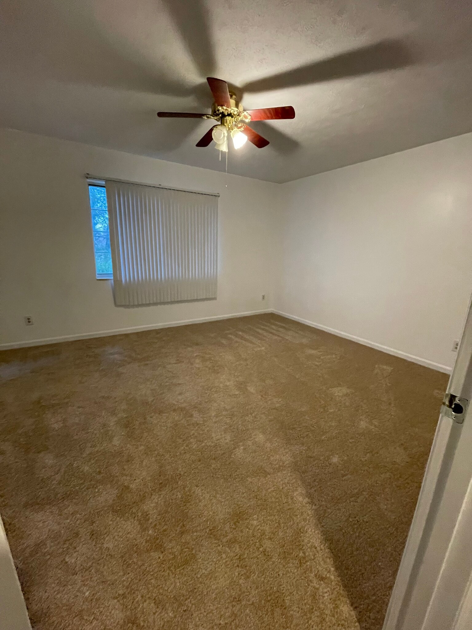 Room2 - 9642 Crosley Farm Dr