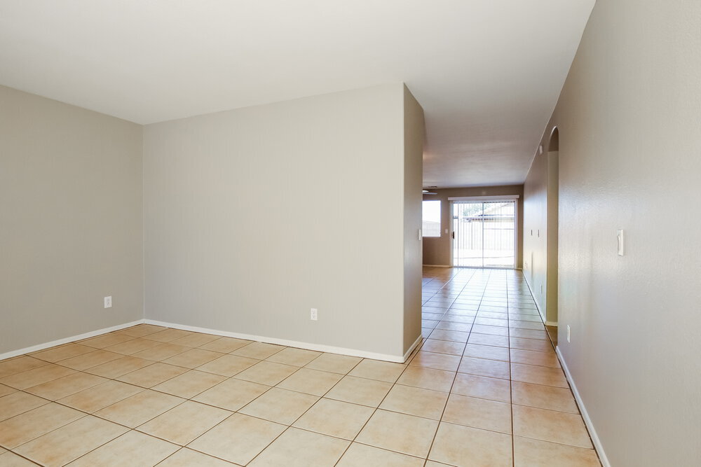 Building Photo - 3326 W Shumway Farm Rd