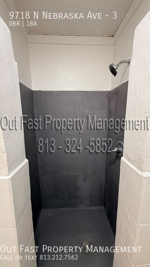 Building Photo - 9718 N Nebraska Ave