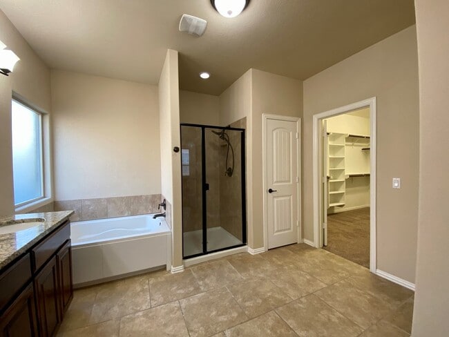 Building Photo - 7021 Spade Ranch Rd