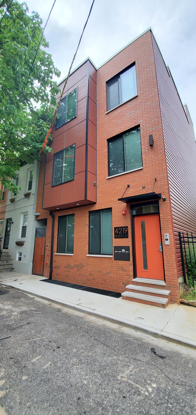Building Photo - 4219 Filbert St