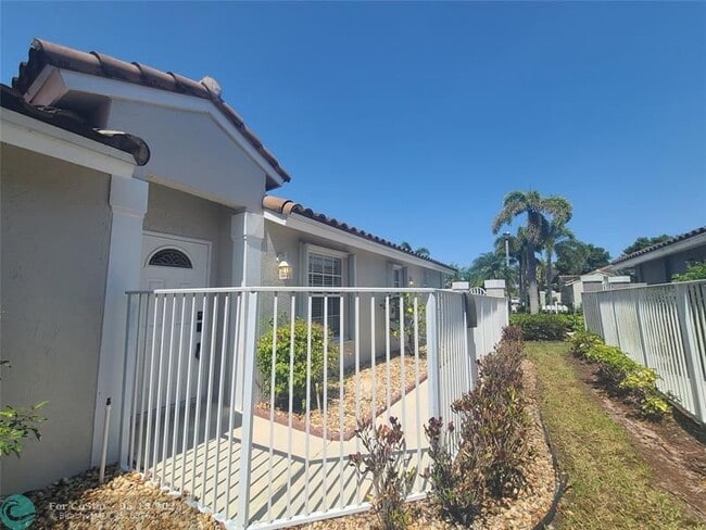 Building Photo - 5692 NW 120th Terrace