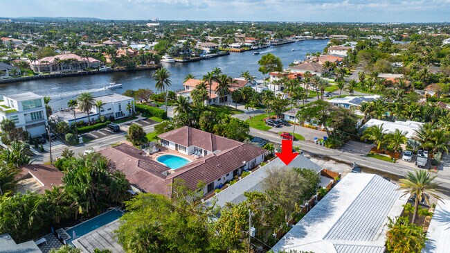 Building Photo - 3208 Marine Dr