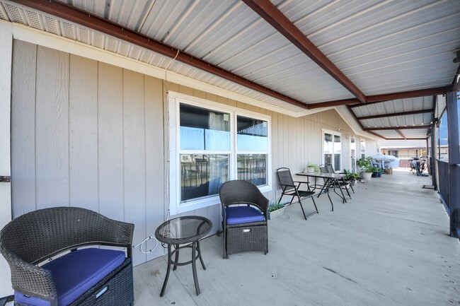 Building Photo - 1450 Rd 5734