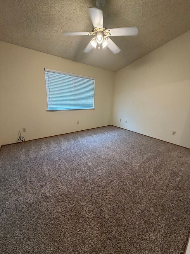 Building Photo - 7345 Holworthy Way