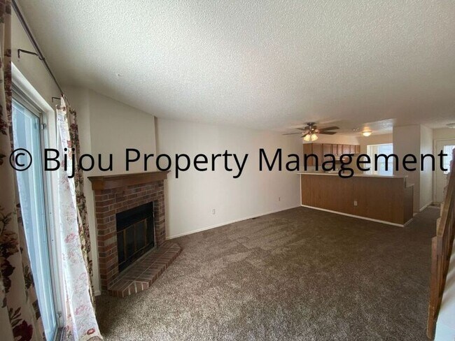 Building Photo - 2178 Giltshire Dr