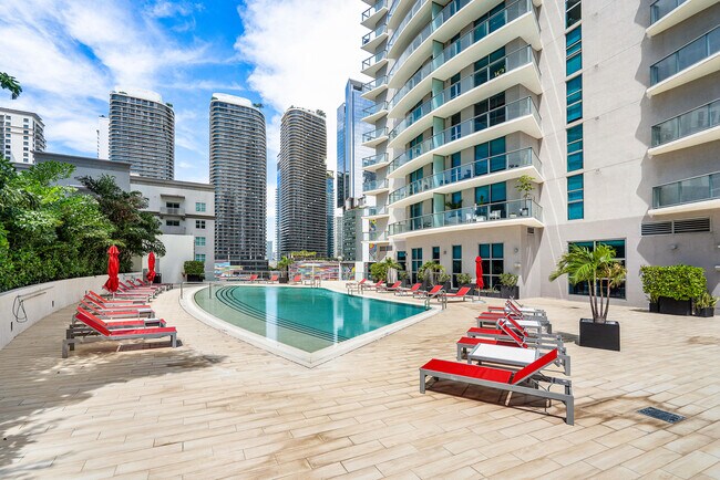 Building Photo - 1100 S Miami Ave