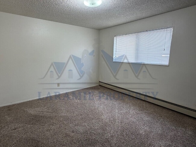 Building Photo - 710 Downey St