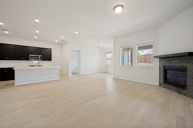 Building Photo - 3437 Loftwood Ln