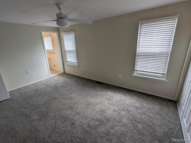 Building Photo - 1344 Revere Dr