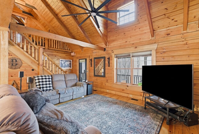 Building Photo - 1680 Lower Hatcher Creek Rd