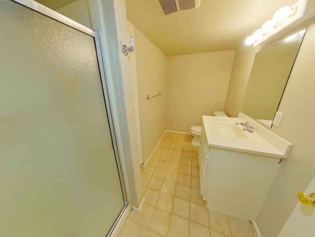 Building Photo - 210-214 NW 11th St.