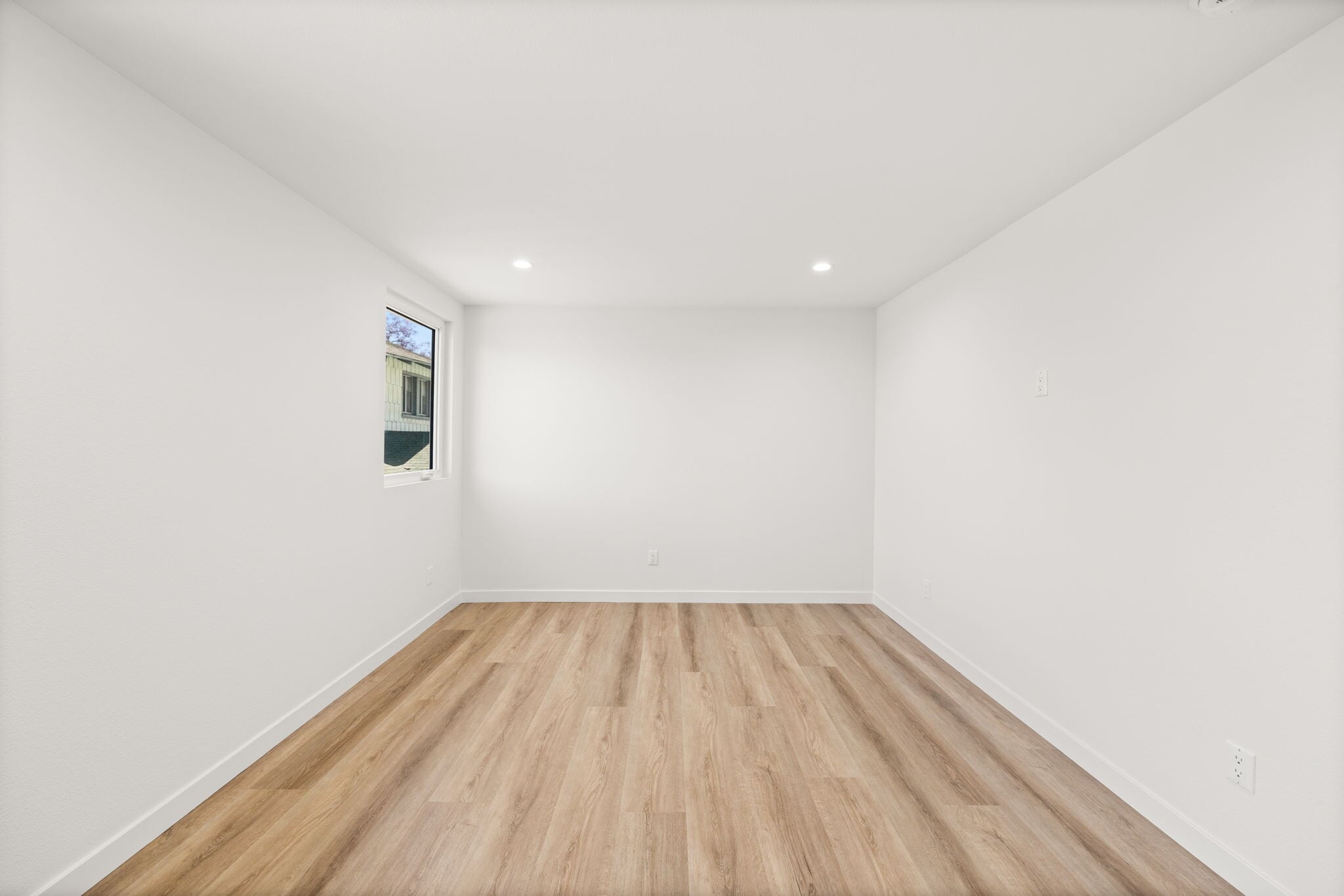 Building Photo - 4700 S Gramercy Pl