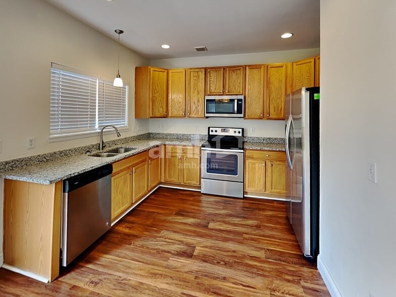 Building Photo - 19751 E 58th Pl