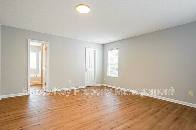 Building Photo - 6852 Harter Ct