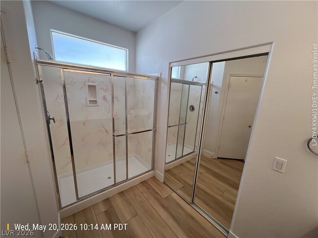 Building Photo - 8027 Sapphire Cove Ave