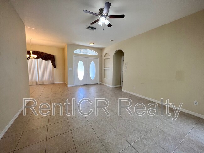 Building Photo - 4970 Easter Terrace