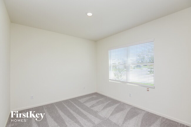 Building Photo - 8324 Stovepipe Dr