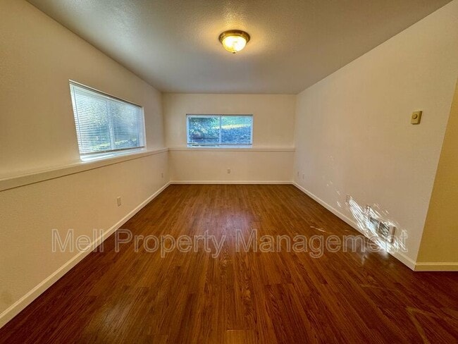 Building Photo - 101 E Heatherwood Ct