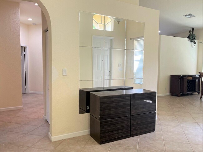 Building Photo - 5804 Spring Lake Terrace