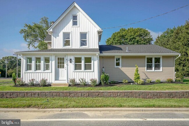 Building Photo - 602 Hurffville - Cross Keys Rd