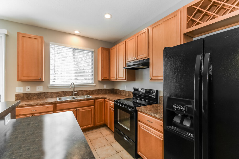 Building Photo - 2326 Sunset Bluff Dr
