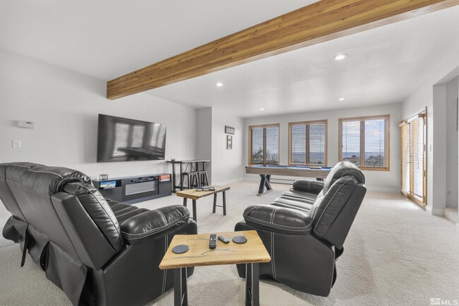 Building Photo - 3400 Southampton Dr