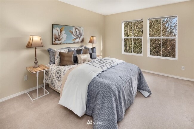 Building Photo - 3Bd/2.5Ba Bellevue Townhouse