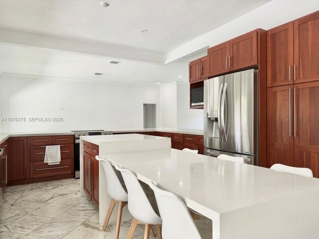 Building Photo - 4934 NW 94th Doral Pl