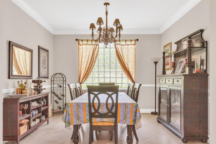 Building Photo - 8155 Viale Matera