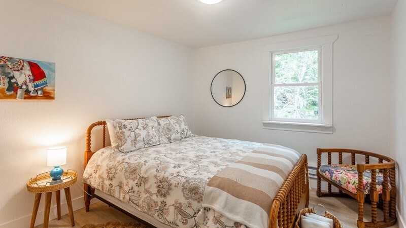 Building Photo - 6010 Cazadero Hwy