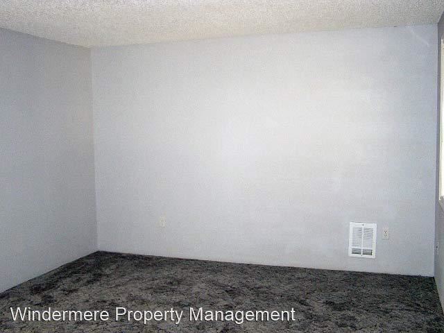 Building Photo - 1810 Texas St