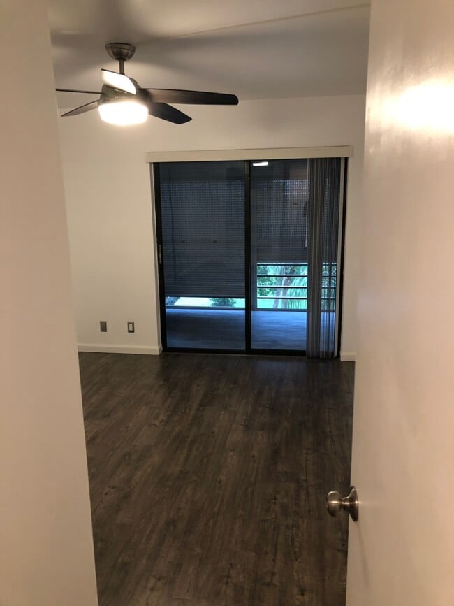 Building Photo - 2312 S Cypress Bend Dr