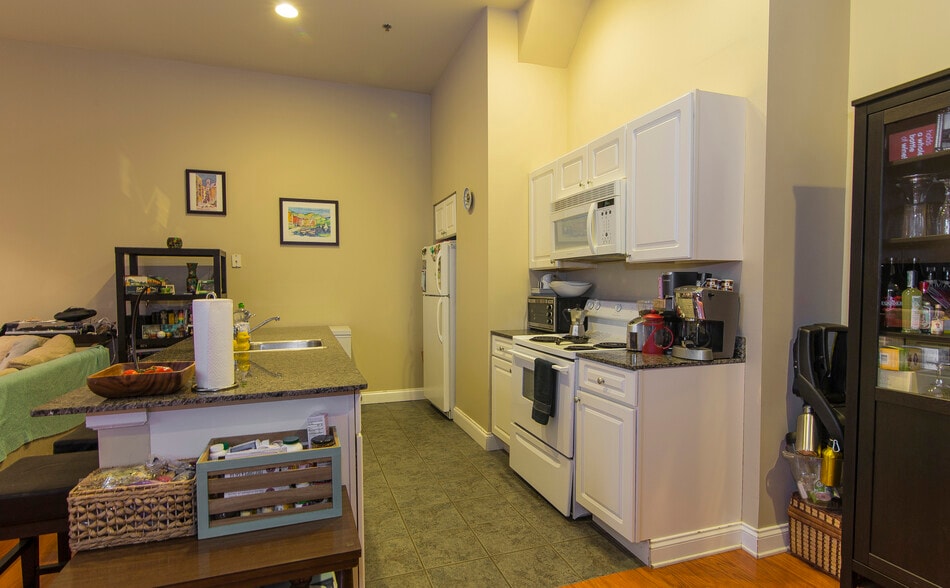 Kitchen - 1011 Chestnut Street