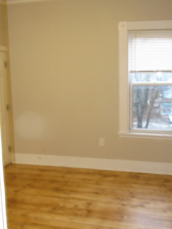 Building Photo - 2 Sturgis St