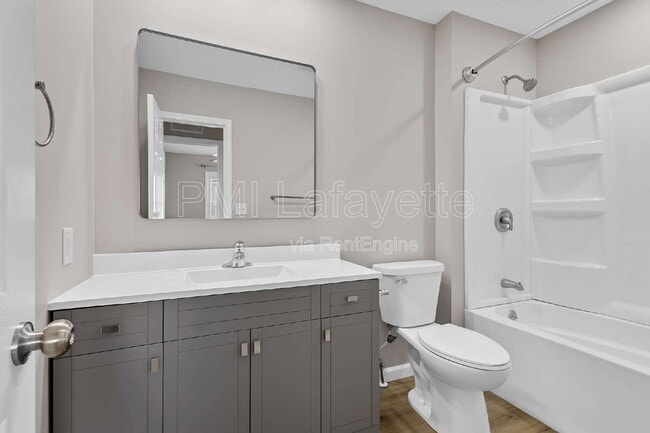 Building Photo - 312 Highland Dr