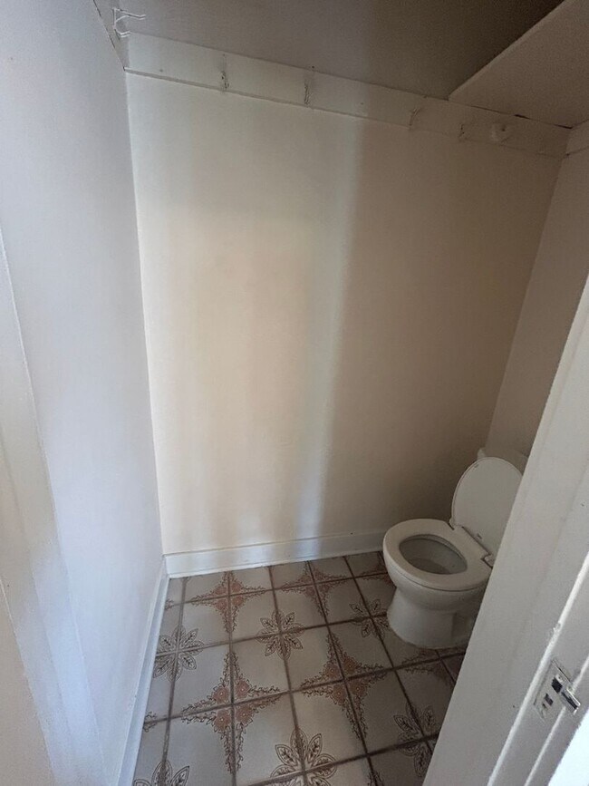 Building Photo - 3 Bedroom Home in Frederick - Available Now!
