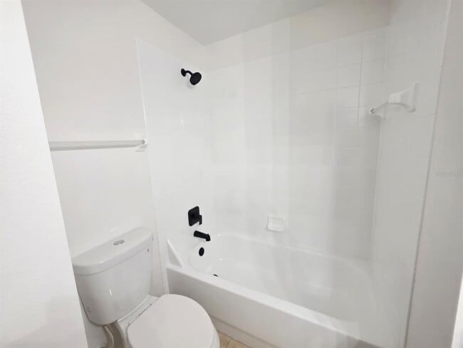 Building Photo - 9764 Tivoli Villa Dr