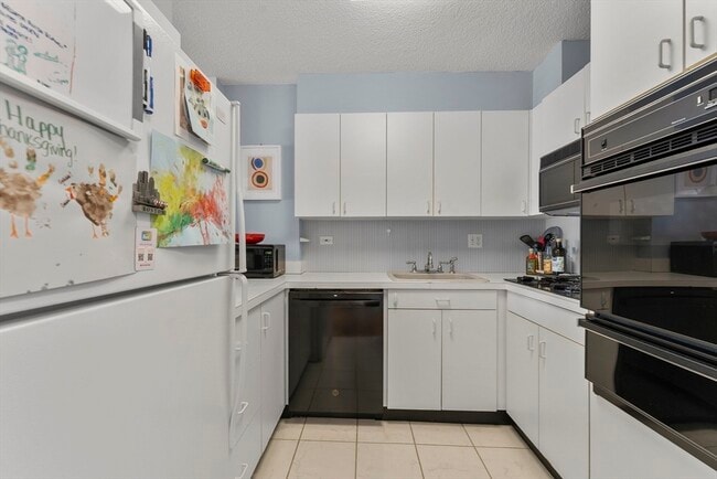 Building Photo - 151 Tremont St