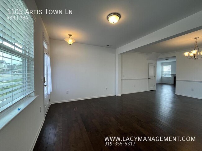 Building Photo - 1105 Artis Town Ln