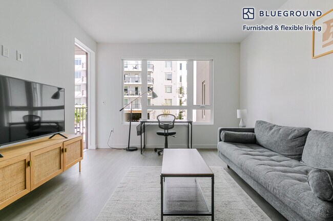 Building Photo - 3301 Innovation Wy