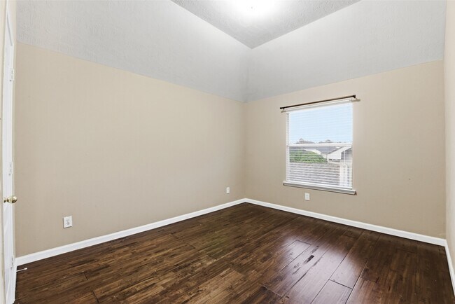 Building Photo - 24938 Crystal Stone Ln