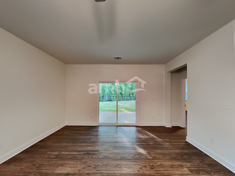 Building Photo - 5125 Cranford Ct