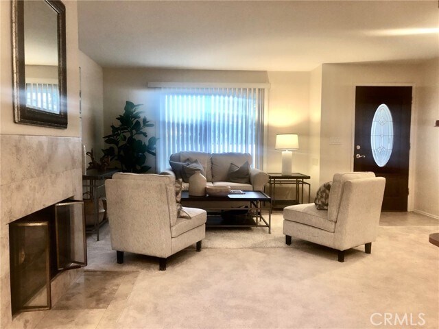 Building Photo - 3149 Via Vista