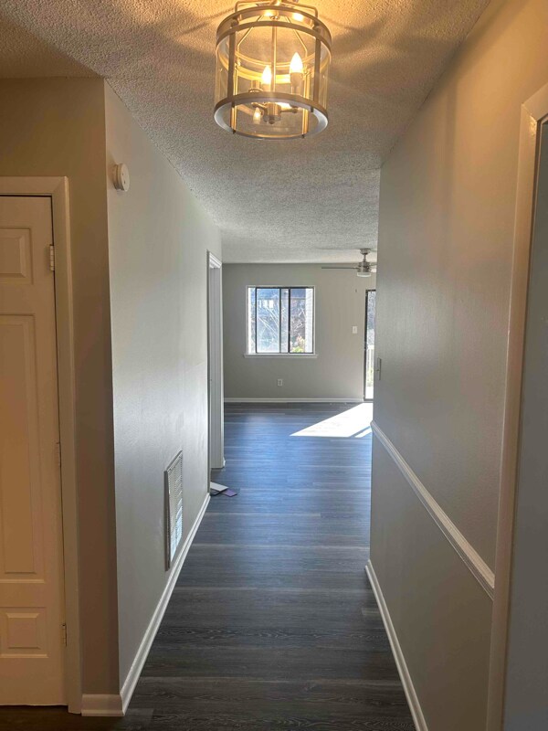 Building Photo - 4720 Walden Pond Dr